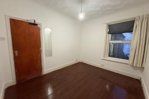 PHOTO-2025-11-27-...