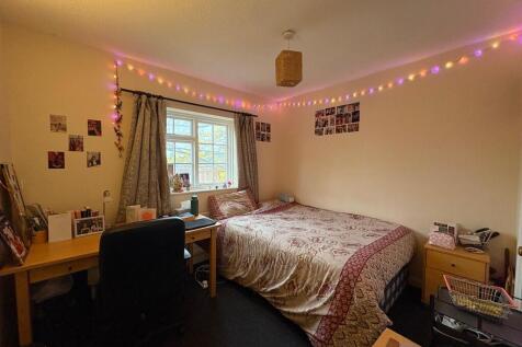 PHOTO-2025-12-01-...