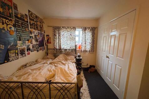 PHOTO-2025-12-01-...