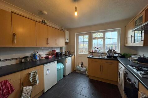 PHOTO-2025-12-01-...