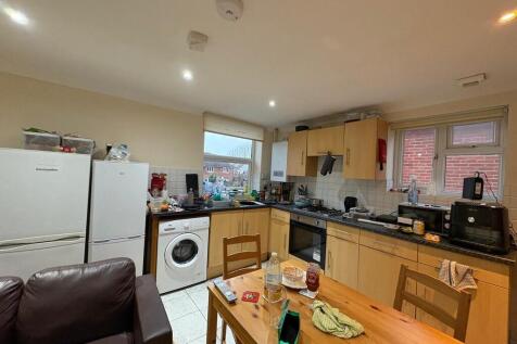 PHOTO-2025-12-08-...