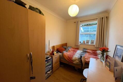 PHOTO-2025-12-08-...