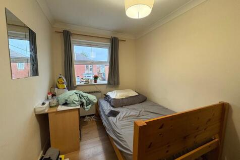 PHOTO-2025-12-08-...