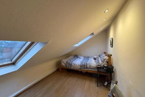 PHOTO-2025-12-08-...