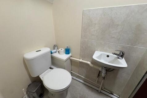 PHOTO-2025-12-08-...