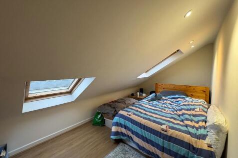 PHOTO-2025-12-08-...