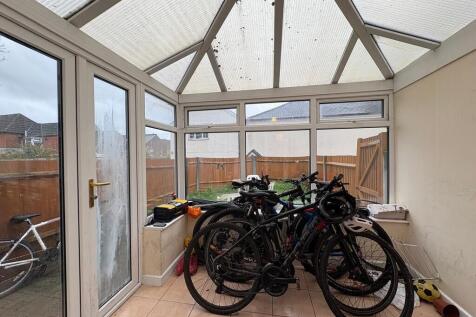 PHOTO-2025-12-08-...