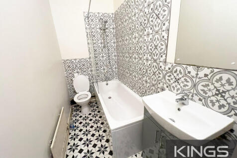 72a The Avenue (8...