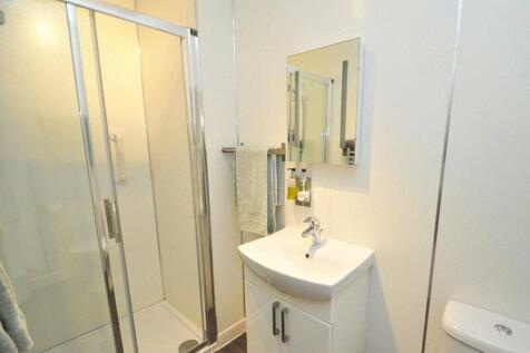B&amp;b Bedroom1 Ensuite