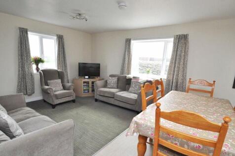 2 Bed Sc Living Room