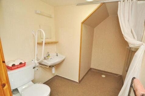 Hostel Shower Room