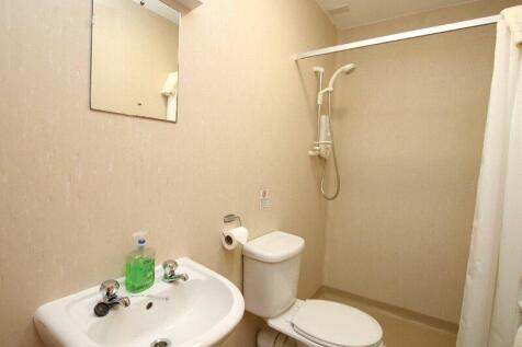 No 4 Shower Room