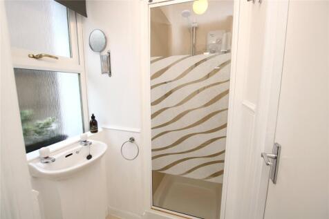 Bed 1 En-Suite