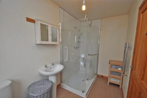 Annex Shower Room