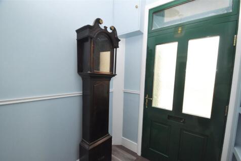 Entrance/Vestibule1