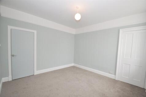 Bedroom 2 (2)