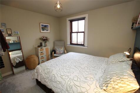 Bed 1 (2)