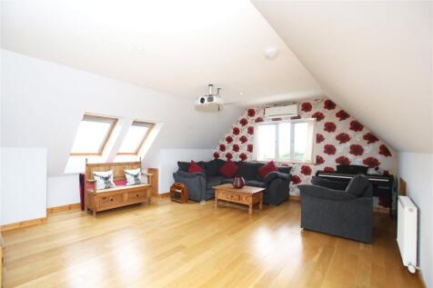 Family Room (1)