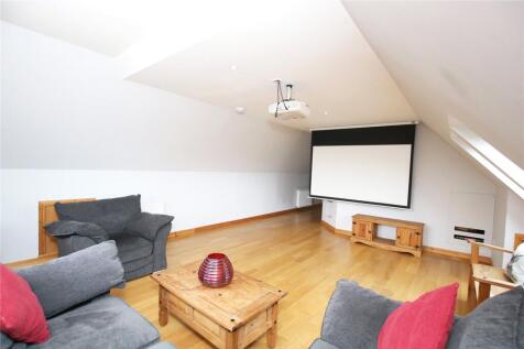 Family Room (2)