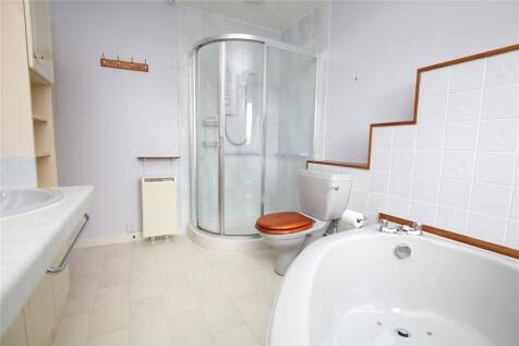 Bedroom 1 Ensuite