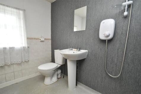 Shower Room (2)