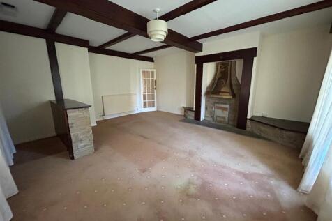 Living Room.jpg