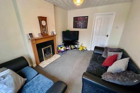 Living Room.jpg
