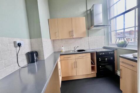 Kitchen (2).jpg
