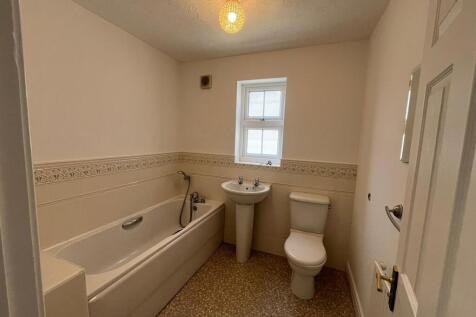 Bathroom.jpg
