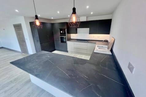 Kitchen 3.jpg