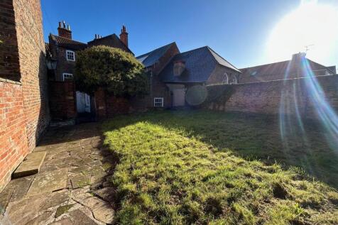 Garden cott 3.jpg
