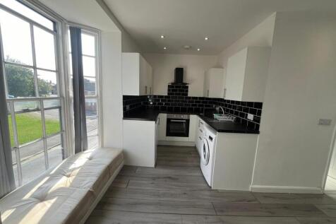 Flat 1, 109 West Street kitchen.jpg