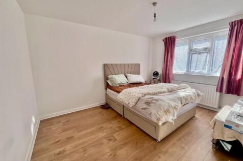 Bedroom.jpeg