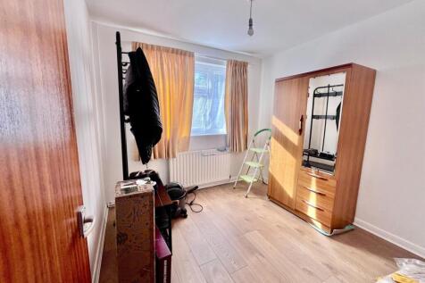 Bedroom 2.jpeg