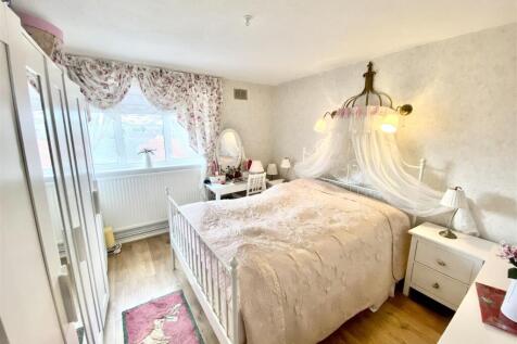 Bedroom 2.jpg