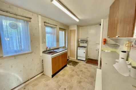 20 Mandeville Kitchen.jpg