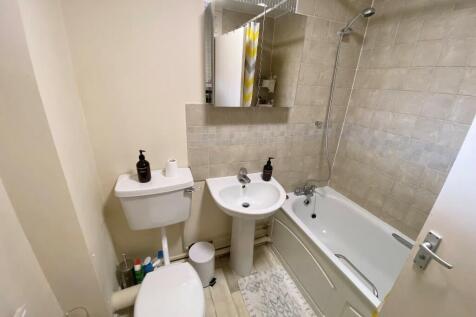 Bathroom.jpeg