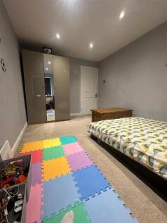 bedroom 2.2.jpg