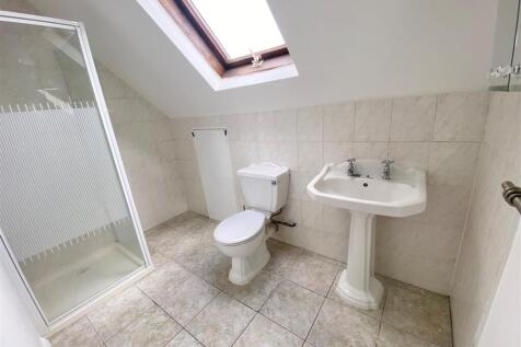 Shower Room.jpg