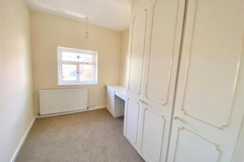 Bedroom 3.jpg
