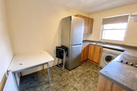 Kitchen pic 2.jpg