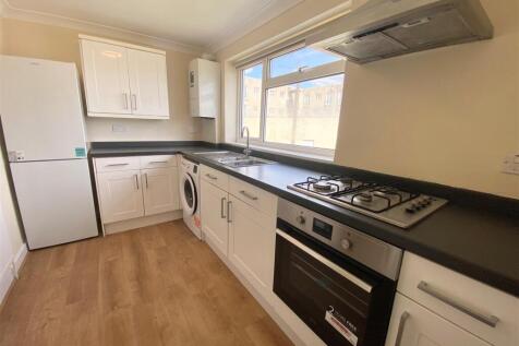Kitchen 4.jpg