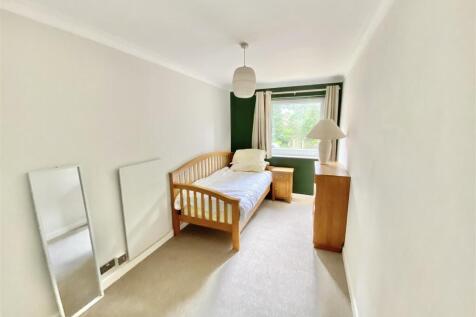 Bedroom two 2.jpg