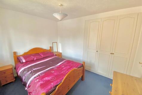 Bedroom two.jpg