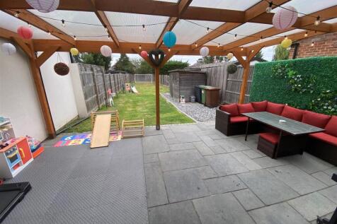 Rear Garden 2.jpg