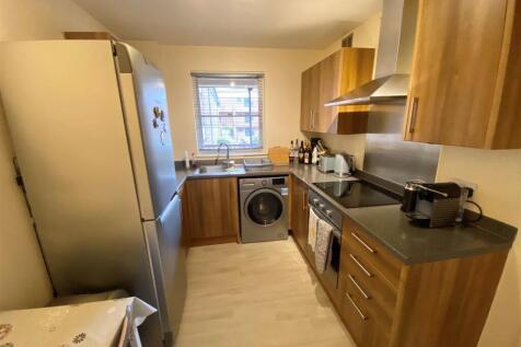 Kitchen pic 2.jpg