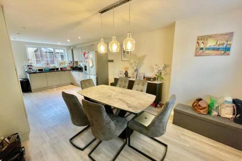 9 Cherry Tree Kitchen Diner.jpg