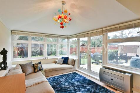Family Room.JPG