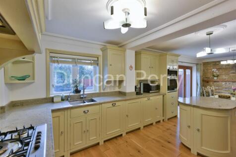 Kitchen area.JPG