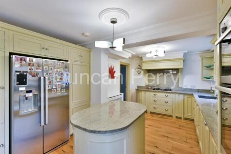 Kitchen area 2.JPG